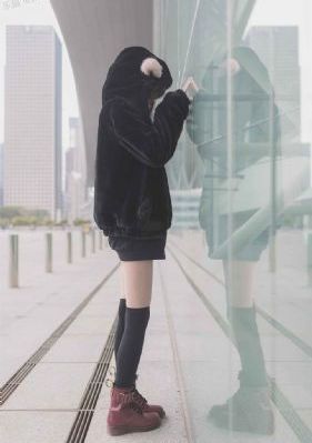 奶大的女人伦理片