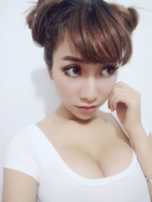 都市女孩第一季 美剧