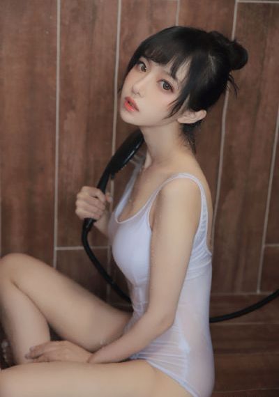 饥渴难耐的已婚女人hd