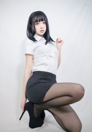 年轻保母