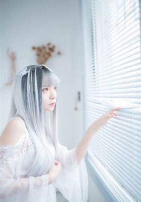 冬日后的樱桃花