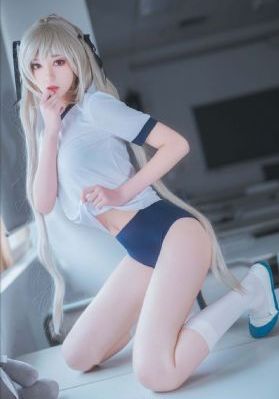 小叮当与海盗仙子